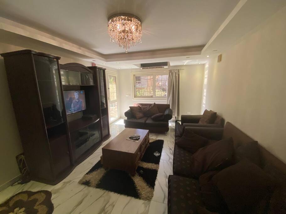 Apartment Flat In Mohandseen *